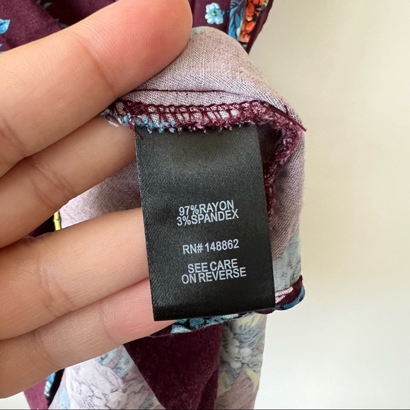 Torrid Mini Challis Zip-Front Shirt Dress Burgundy Floral Size 2 - Picture 5 of 7